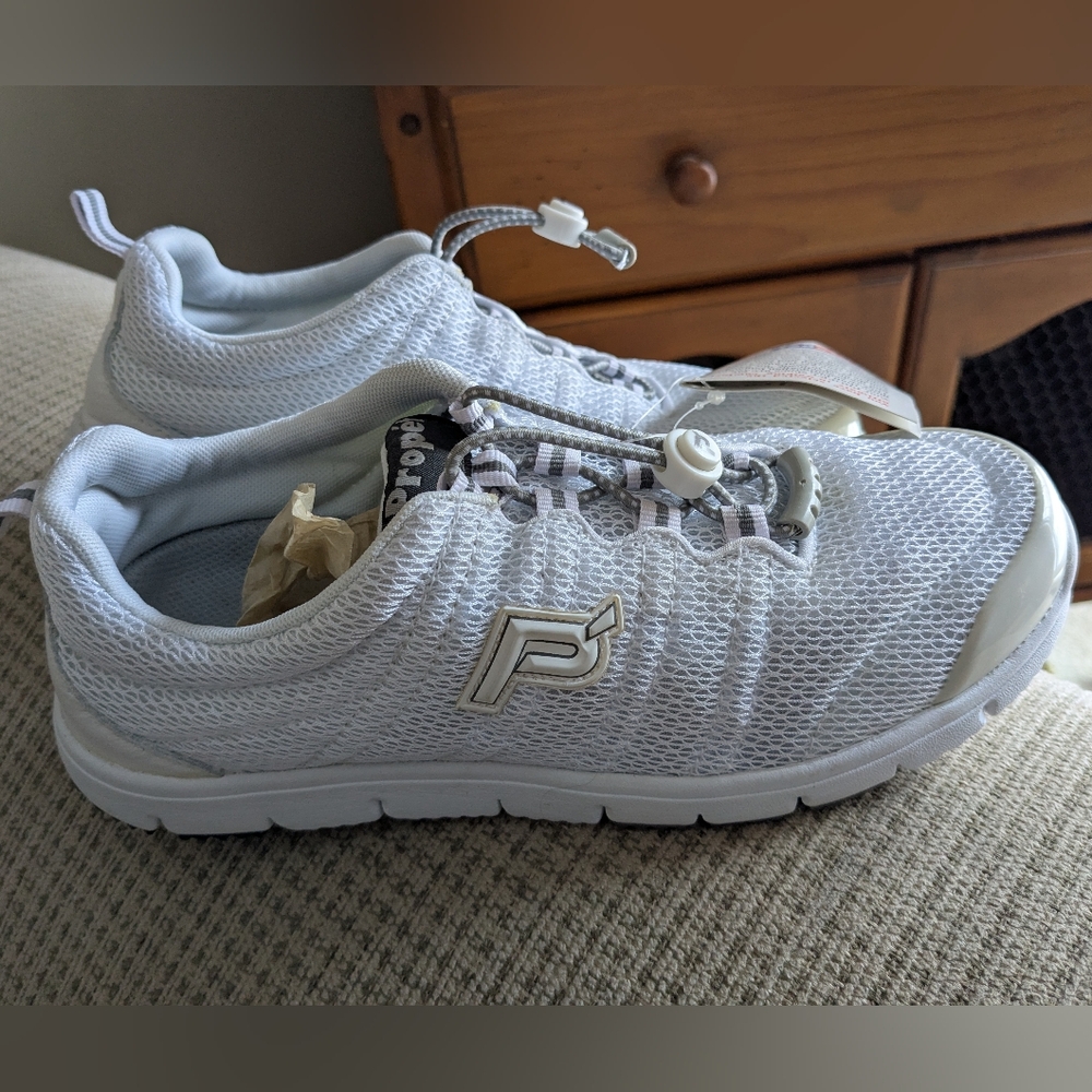 PROPET Travel Walker Shoes, Sz 7.5W, NWT!!! 2 Pairs for 1 price!!! - Picture 2 of 15
